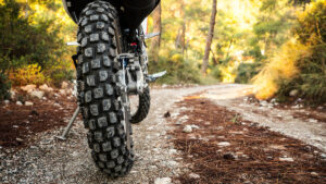 choosing dirt bike tires