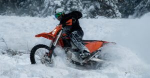 Dirt Bike Snow Riding Tips